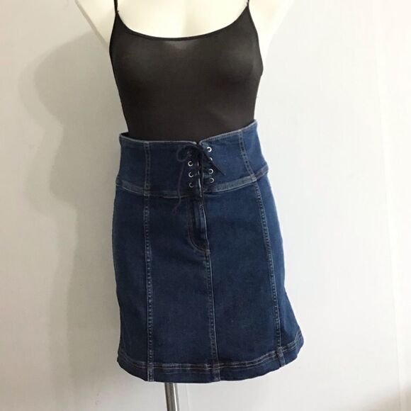 Free People Denim Min Skirt Blue Modern Femme Jean Denim Mini Skirt - Picture 2 of 12